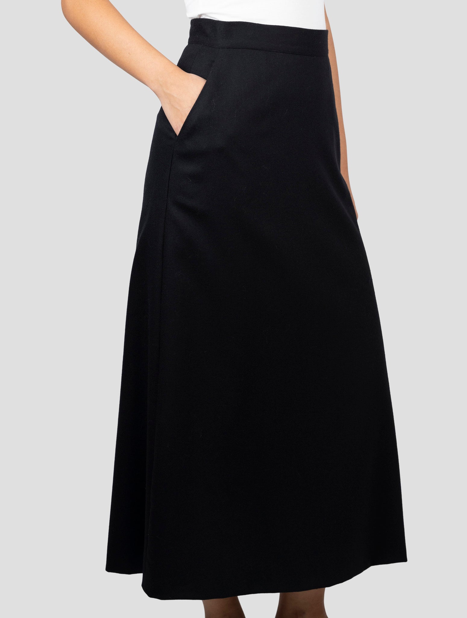 Kiton Black Virgin Wool Pa Ea Skirt