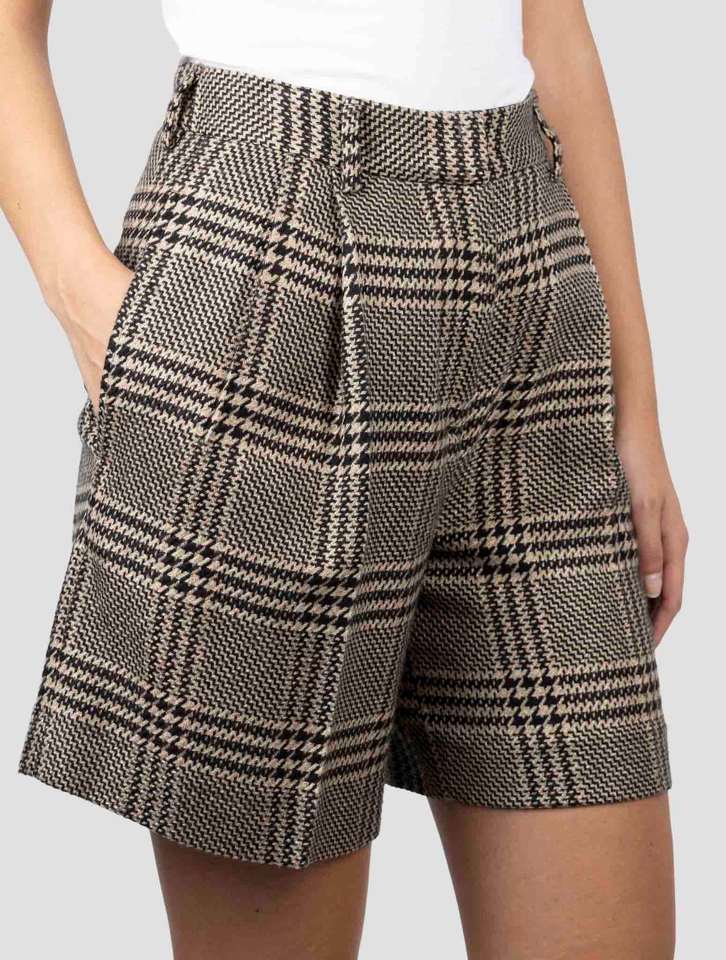 Kiton Brown Silk Cashmere Short Pants