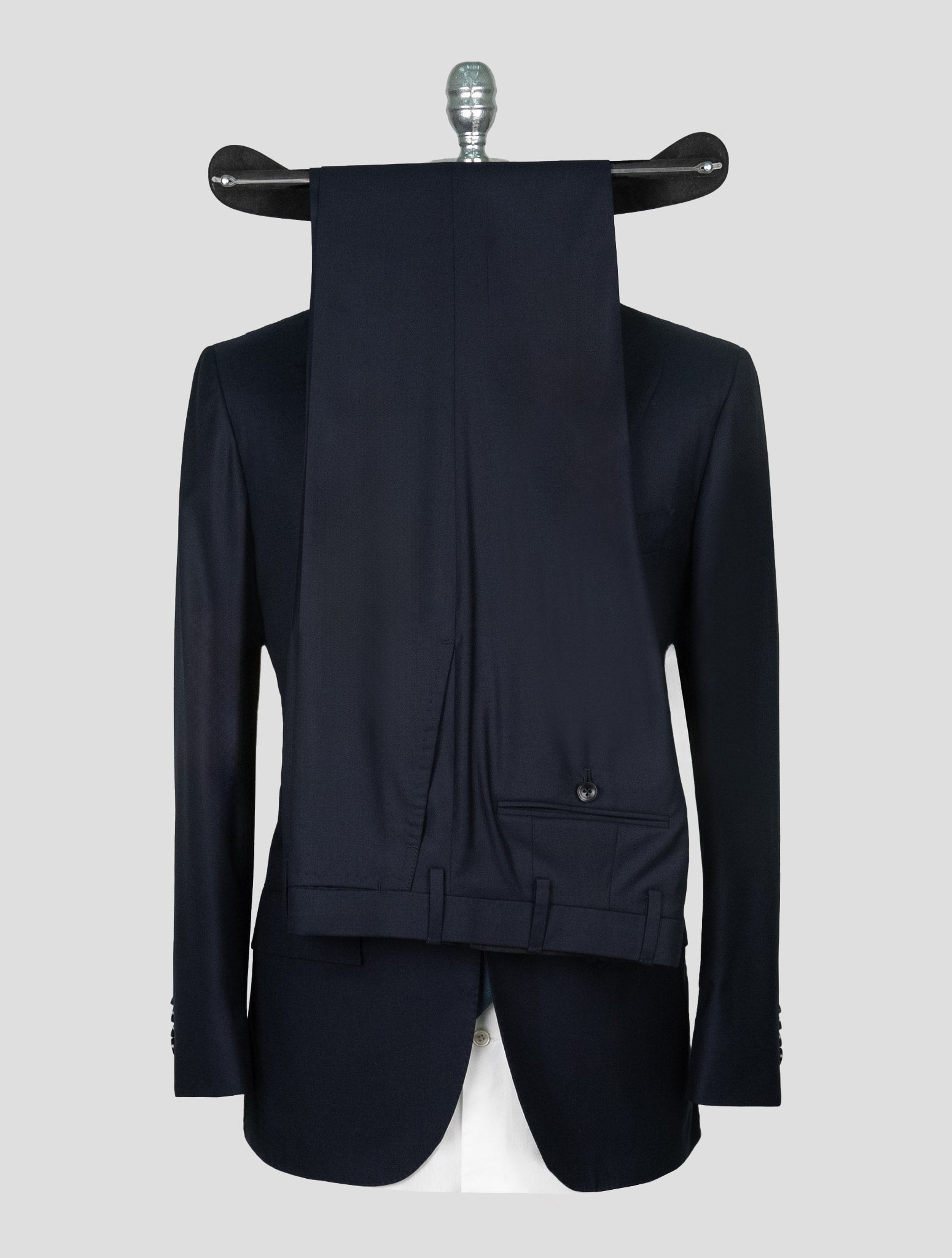Kiton Blue Virgin Wool 14 Micron Suit