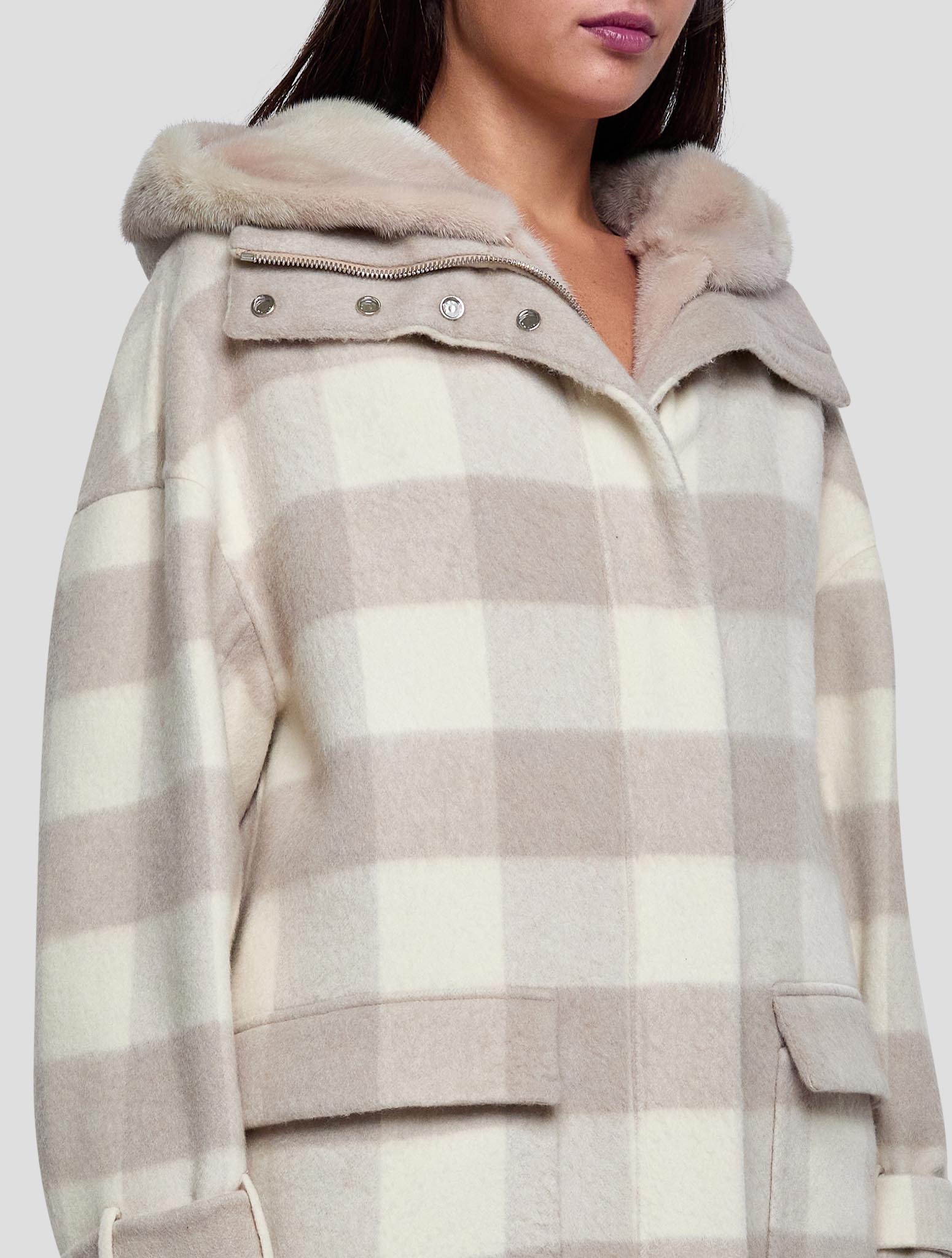 Kiton Beige White Alpaca Mink Fur Overcoat Women